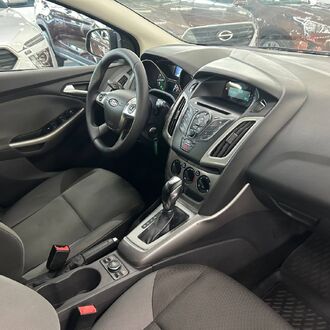 Ford Focus 3, 1.6AМT(104л.с.)