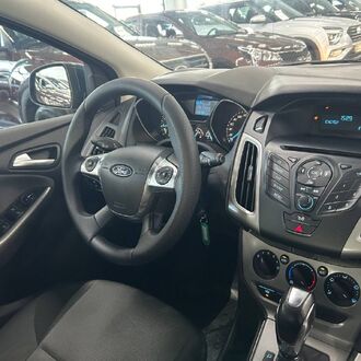 Ford Focus 3, 1.6AМT(104л.с.)