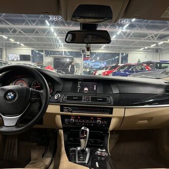 BMW 5 2.0 AT( 245л.с)