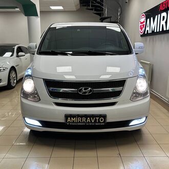 Hyundai GRAND STAREX 2.5 АТ (145 л.с)