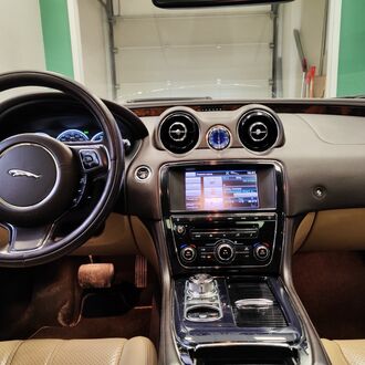 Jaguar XJ long 3.0AT( 238 л.с)