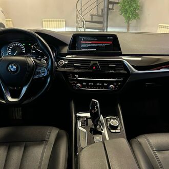 BMW 5 series G30d X-drive 2.0 AT (190л.с.)Дизель. Полный привод