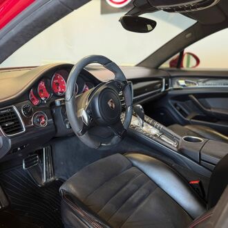 Porsche PANAMERA GTS 4.8AT 429л.с. Полный привод