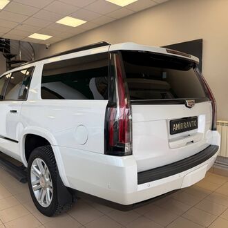 Cadillac ESCALADE 6.2АТ