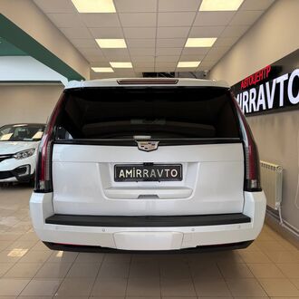 Cadillac ESCALADE 6.2АТ