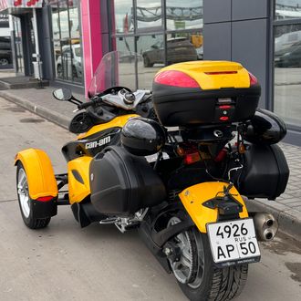 BRP CAN - AM roadster spyder