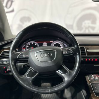 Audi A8 Long